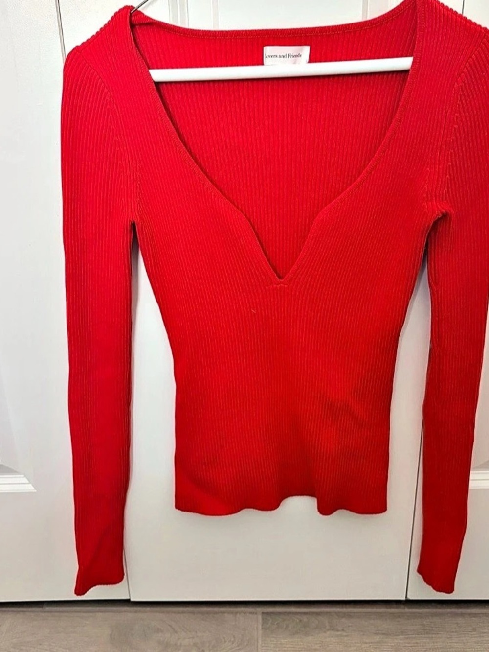 Lovers and Friends Darren Sweater Red Ribbed V-Neck . XS. Excellent Condition.